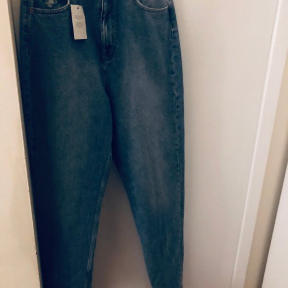 ASOS Tall Slouchy Mom Jean - Picture 3 of 4